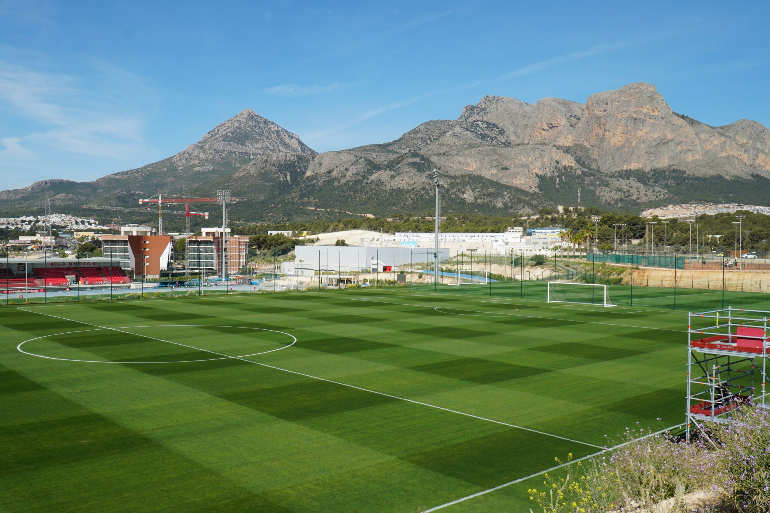 La Nucia, Naturrasen, Alicante Spanien