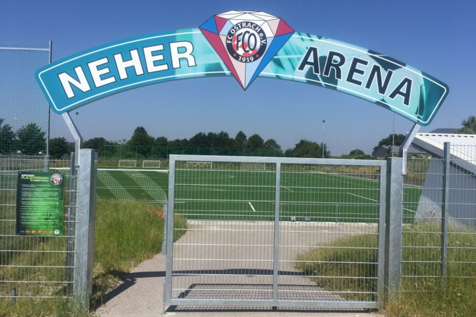 Landhotel Gasthof zum Hirsch, artificial turf entrance, Germany